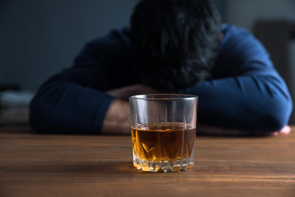 a man does not seem to realize that his alcohol consumption makes his anxiety symptoms worse